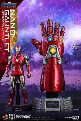 Avengers: Endgame Life-Size Masterpiece Replik 1/1 Nano Gauntlet 52 cm