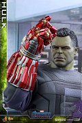 Avengers: Endgame Movie Masterpiece Actionfigur 1/6 Hulk 39 cm