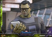 Avengers: Endgame Movie Masterpiece Actionfigur 1/6 Hulk 39 cm