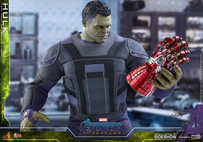 Avengers: Endgame Movie Masterpiece Actionfigur 1/6 Hulk 39 cm