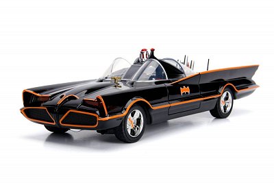 Batman Diecast Modell 1/18 1966 Batmobil mit Leuchtfunktionen und Figuren