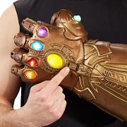 Marvel Legends Elektronischer Machthandschuh Infinity Gauntlet --- BESCHAEDIGTE VERPACKUNG