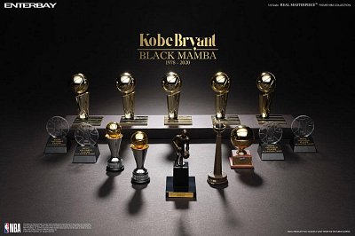 NBA Collection Real Masterpiece Actionfigur 1/6 Kobe Bryant (Black Mamba) 33 cm