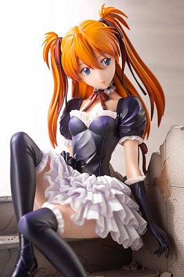Neon Genesis Evangelion PVC Statue 1/7 Asuka Sohryu Langley Gothic & Lolita Costume ver. 18 cm --- BESCHAEDIGTE VERPACKUNG