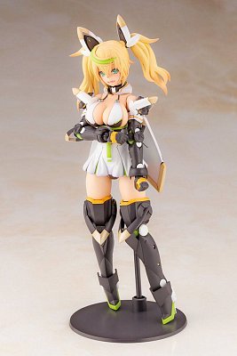 Phantasy Star Online 2 Plastic Model Kit Gene Stellatears Version 16 cm --- BESCHAEDIGTE VERPACKUNG