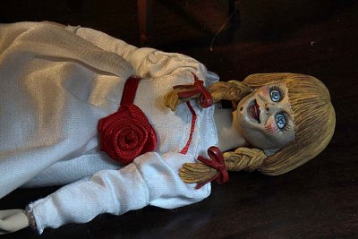 The Conjuring Universe Retro Actionfigur Annabelle 20 cm