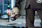 The Dark Knight Actionfigur 1/12 The Joker (Bank Robber Version) 17 cm