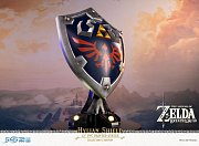 The Legend of Zelda Breath of the Wild PVC Statue Hylian Shield Collector\'s Edition 29 cm - Beschädigte Verpackung