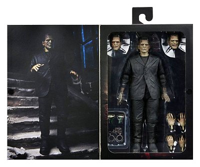 Universal Monsters Actionfigur Ultimate Frankensteins Monster (Color) 18 cm