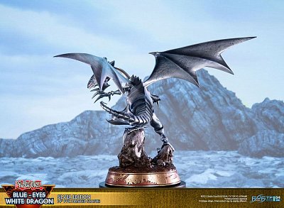 Yu-Gi-Oh! PVC Statue Blue-Eyes White Dragon Silver Edition 35 cm