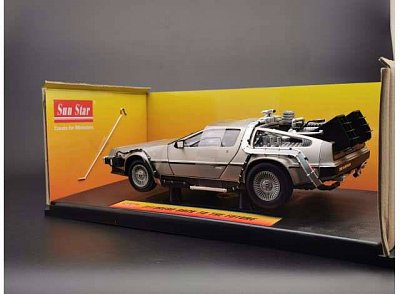 Zurück in die Zukunft Diecast Modell 1/18 1983 DeLorean