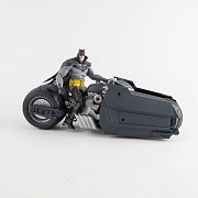 DC Multiverse Fahrzeug White Knight Batcycle - Beschädigte Verpackung