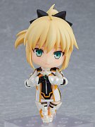 Good Smile Racing & Type-Moon Racing Nendoroid PVC Actionfigur Altria Pendragon: Racing Ver. 10 cm