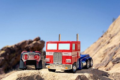 Transformers selbst-verwandelnder R/C Roboter Optimus Prime (G1 Version) heo EU FTM Exclusive 30 cm